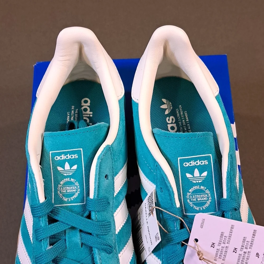 Adidas Gazelle Indoor Sneakers - Color: Teal / White - Size: Men 7 - Picture 3 of 9